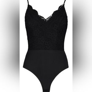 Boohoo premium lace bodysuit - size Large
